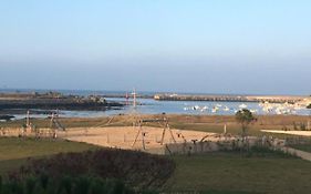 APPART-STUDIOS VUE MER PANORAMIQUE ST GUENOLE Côté Mer